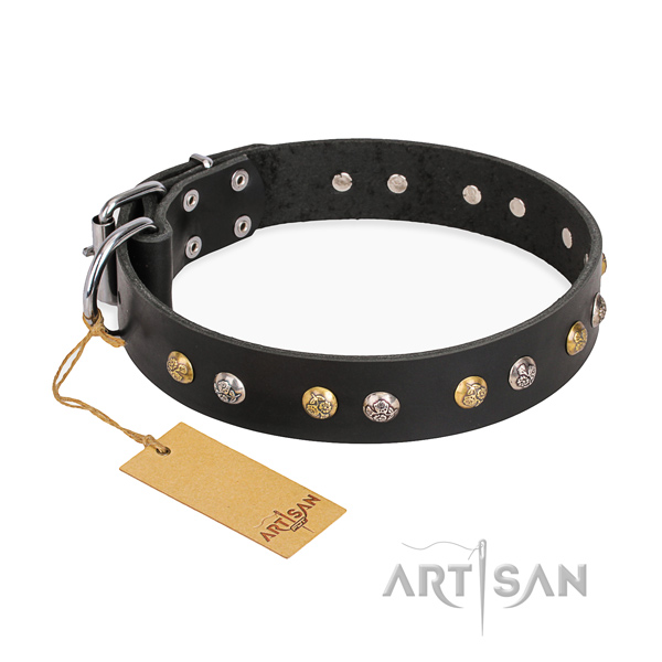 Fancy walking unique dog collar with rust-proof traditional buckle